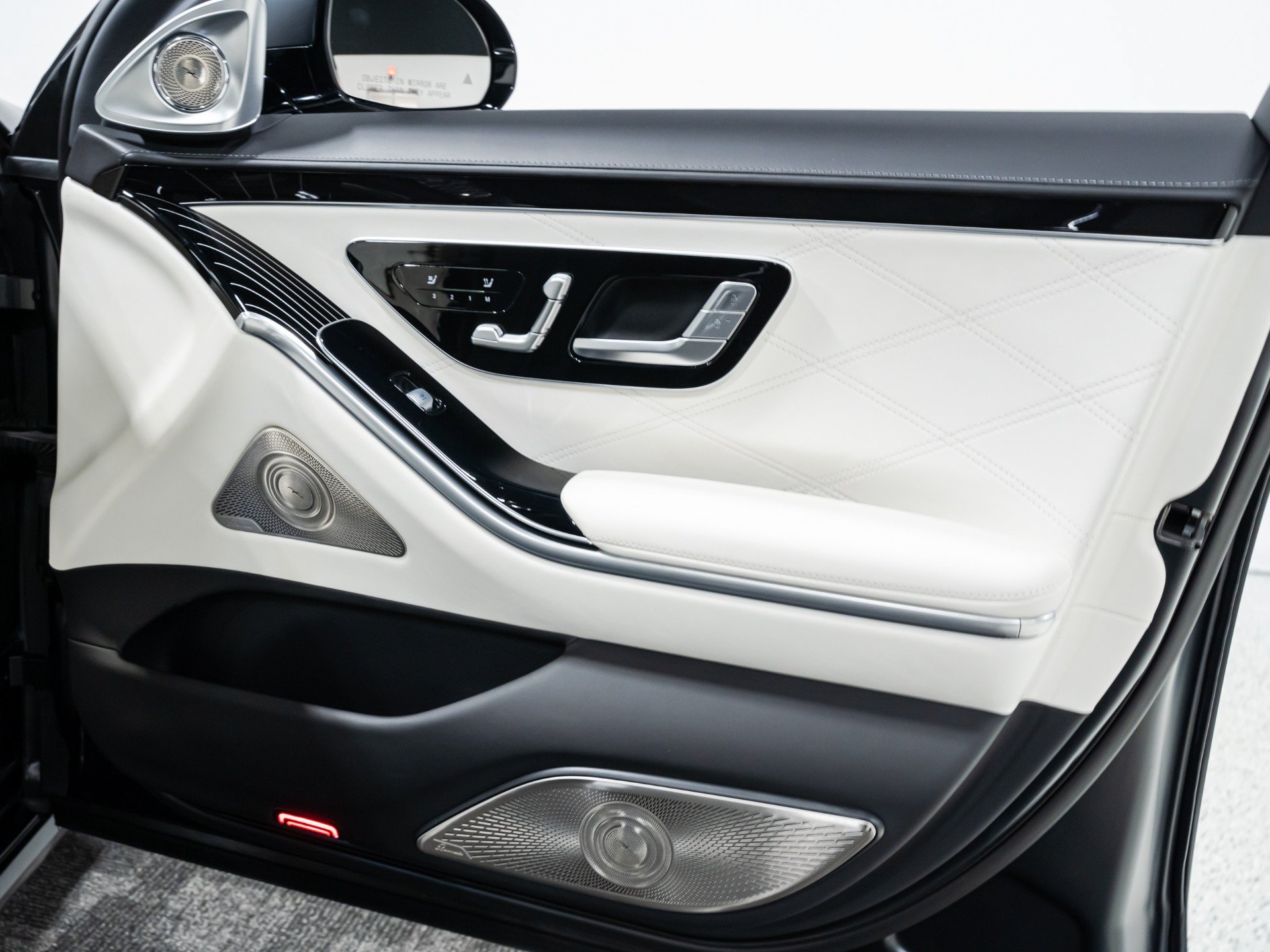 Used 2024 Mercedes-Benz Maybach S 680 4MATIC image 54