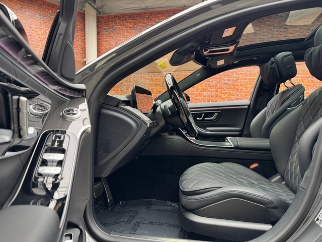 Used 2025 Mercedes-Benz S 580 4MATIC Sedan image 22