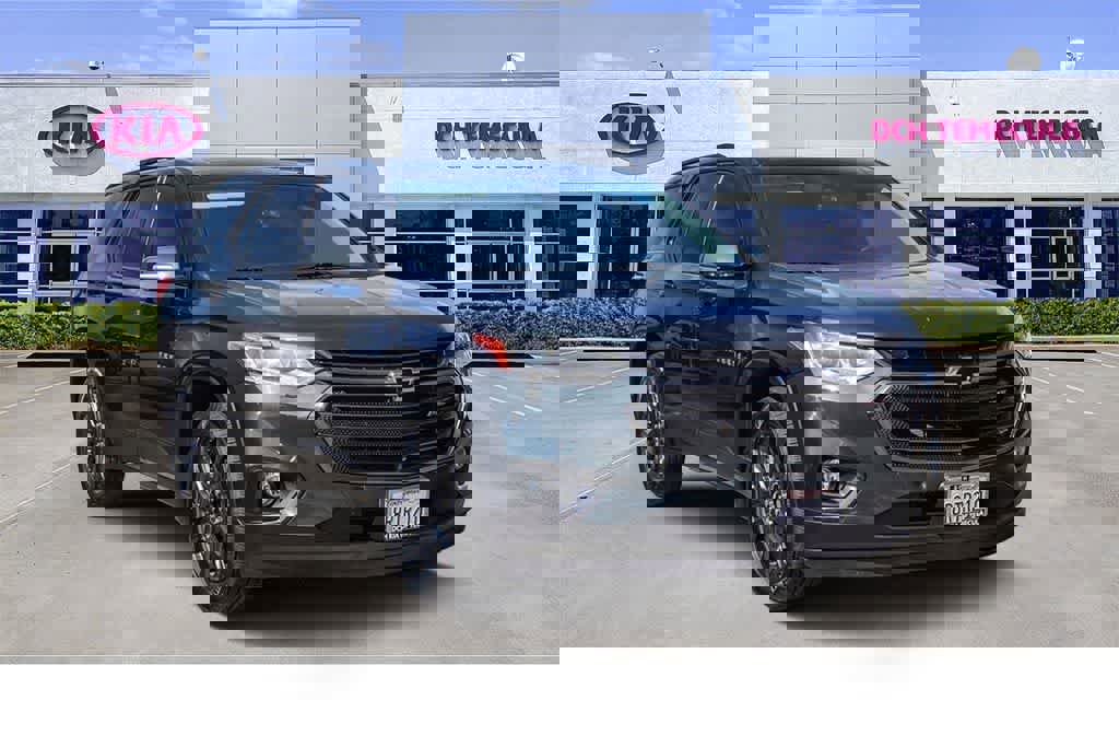 Used 2020 Chevrolet Traverse RS w/ LPO, Cargo Package image 3