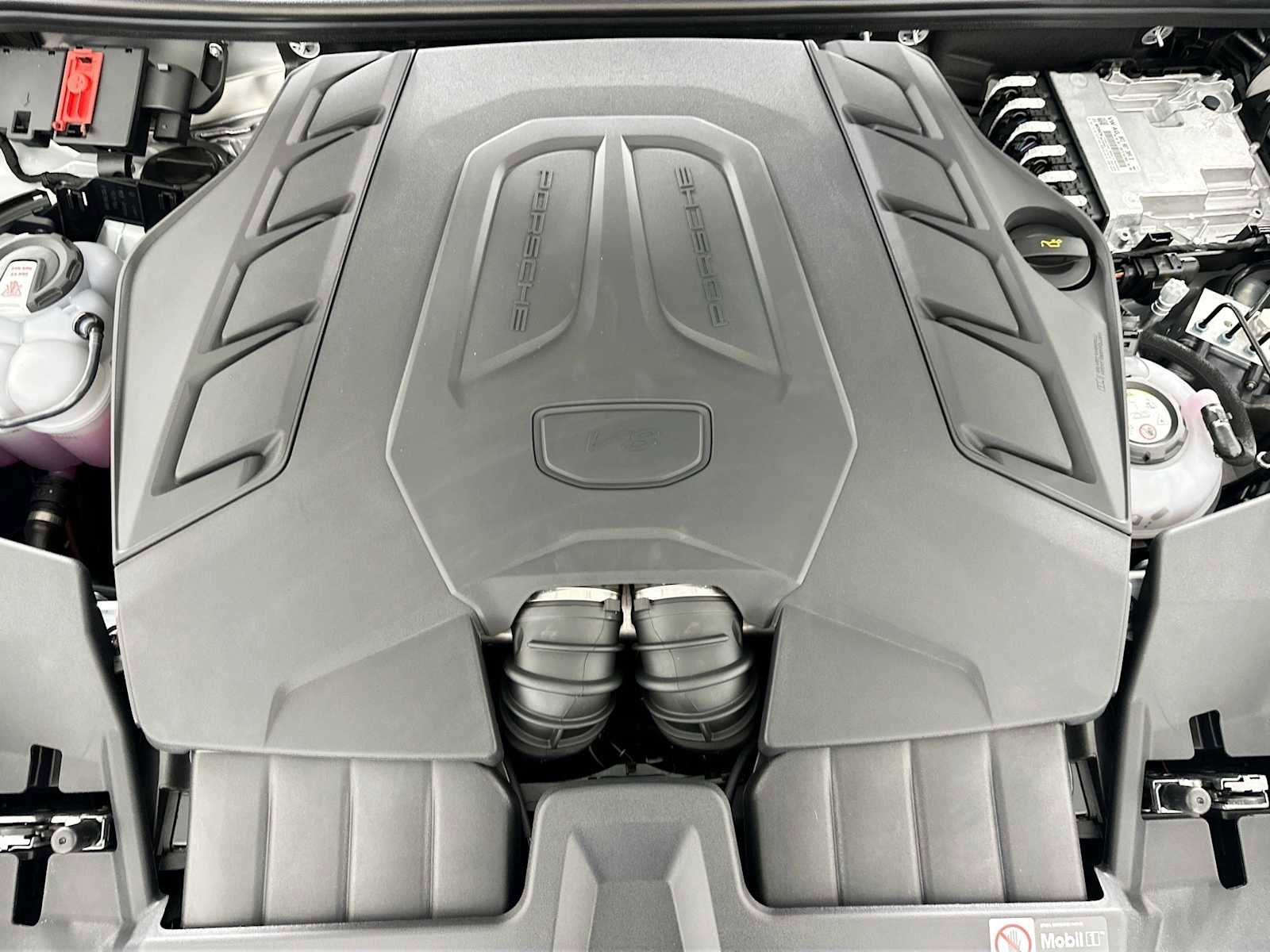 New 2025 Porsche Cayenne Turbo image 29