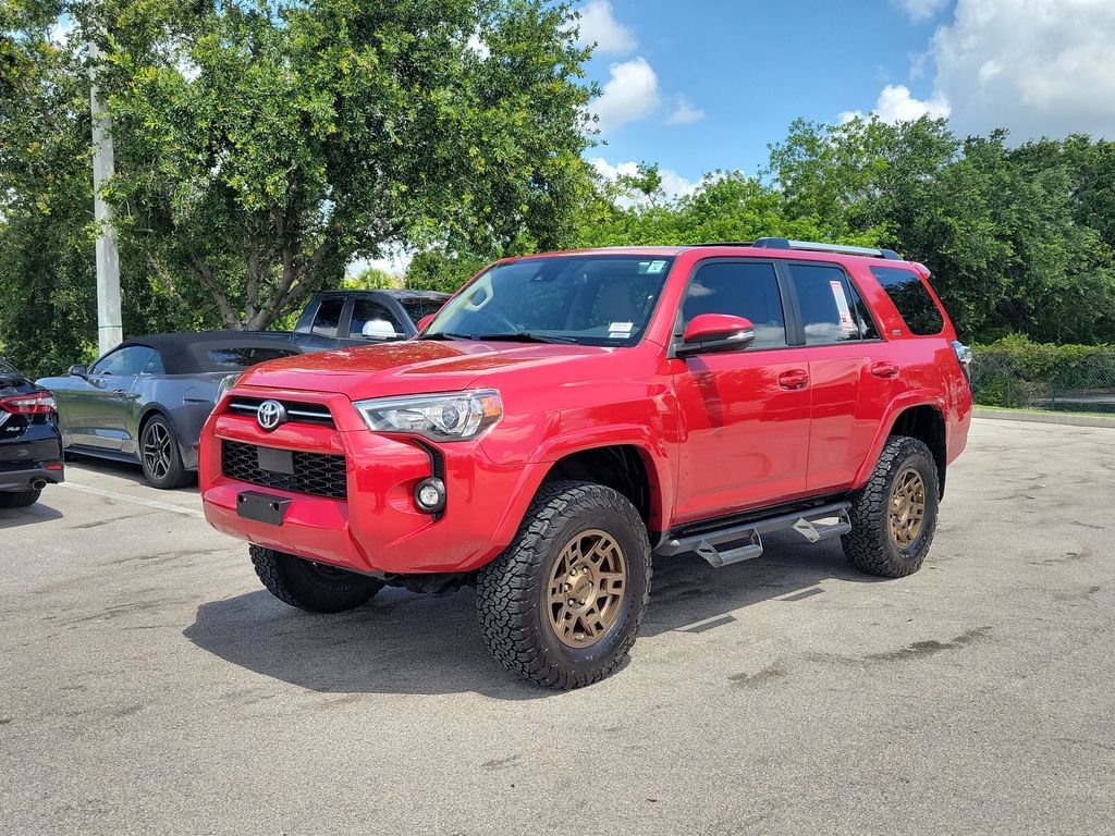 Used 2024 Toyota 4Runner SR5 Premium w/ Moonroof Package AWD/4WD image 32
