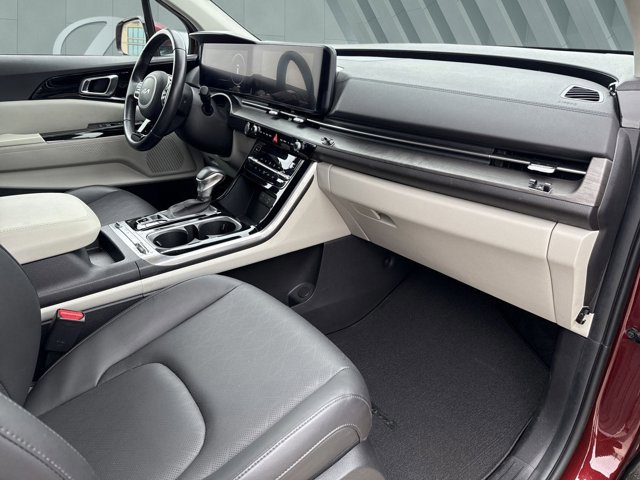 Used 2024 Kia Carnival SX image 27
