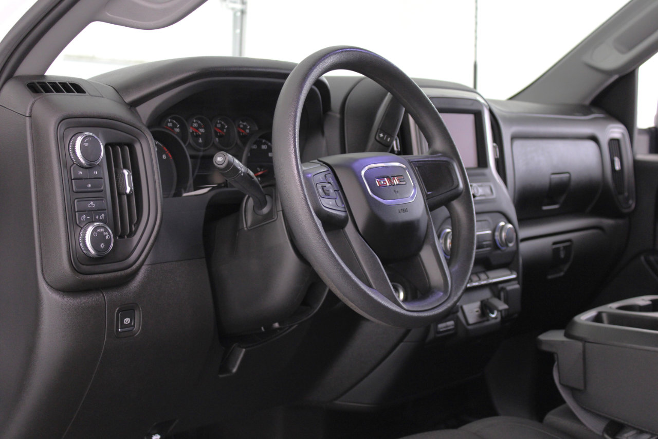 Used 2024 GMC Sierra 2500 Pro w/ Convenience Package image 32