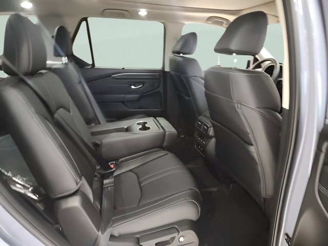New 2026 Honda Pilot Touring image 15