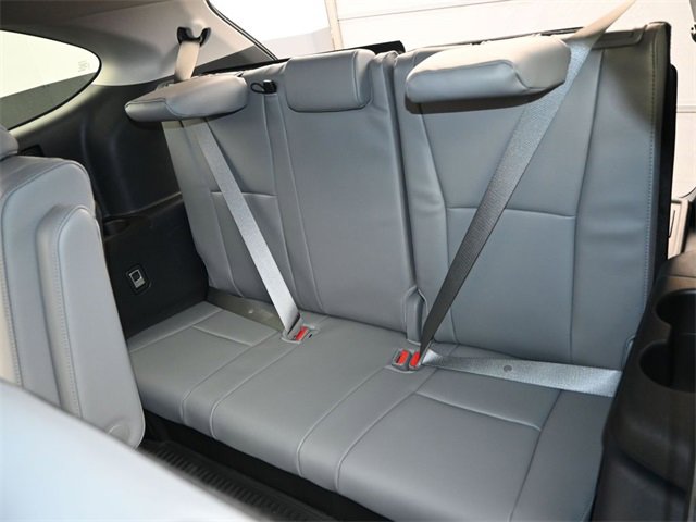 New 2026 Toyota Highlander Limited image 14