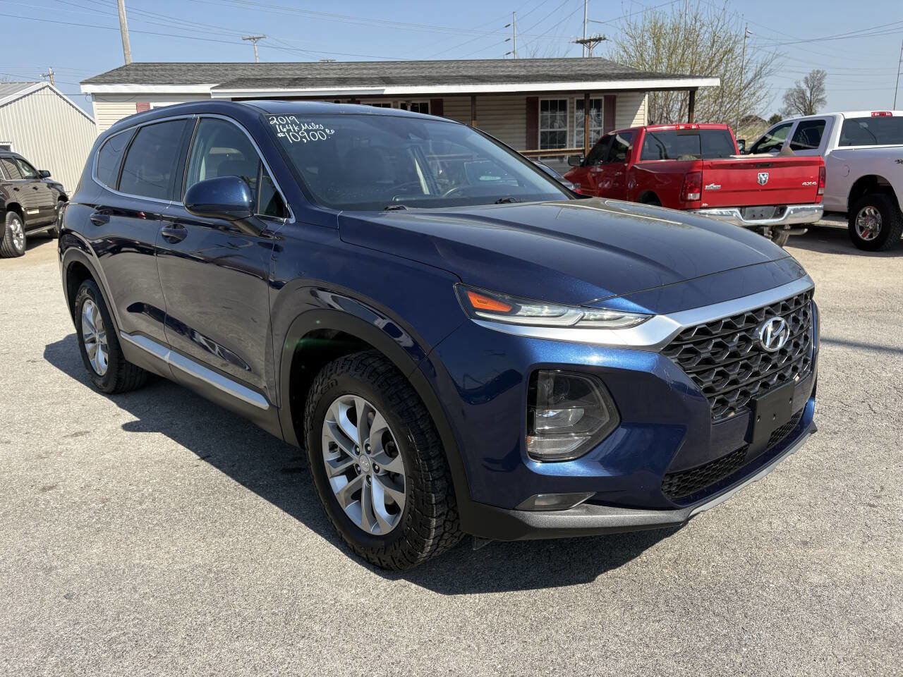 Used 2019 Hyundai Santa Fe SEL FWD image 6
