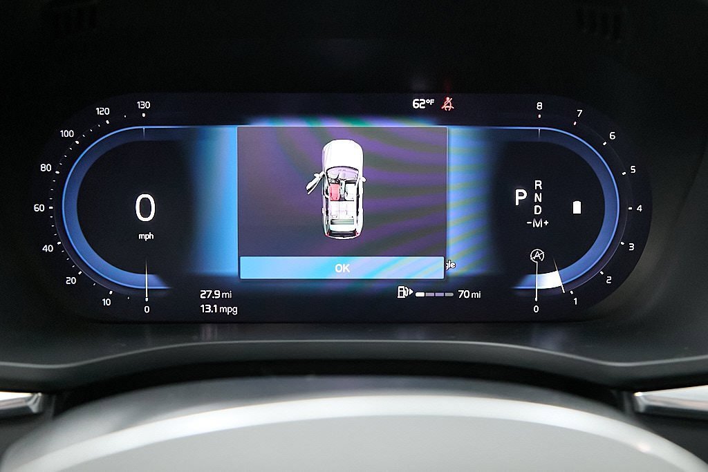 Certified 2023 Volvo XC60 B5 Ultimate image 14