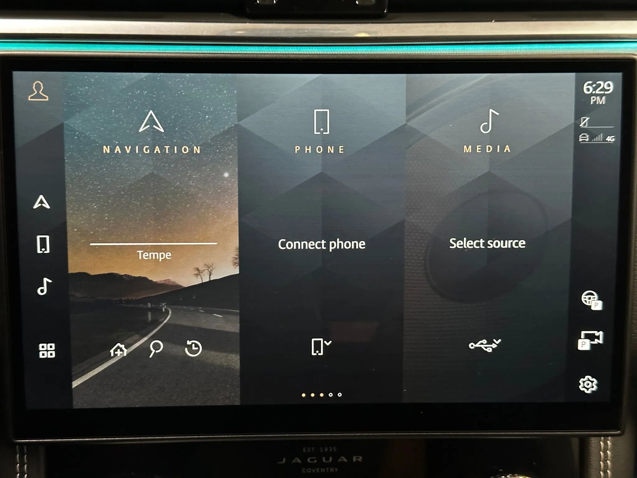 Used 2025 Jaguar F-PACE R-Dynamic S image 34