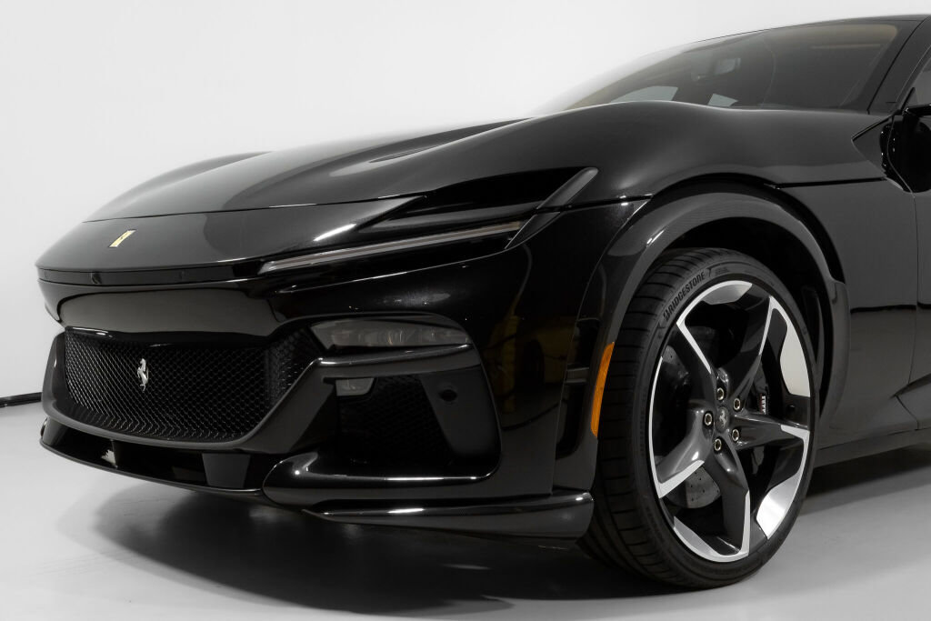 Used 2024 Ferrari Purosangue image 14