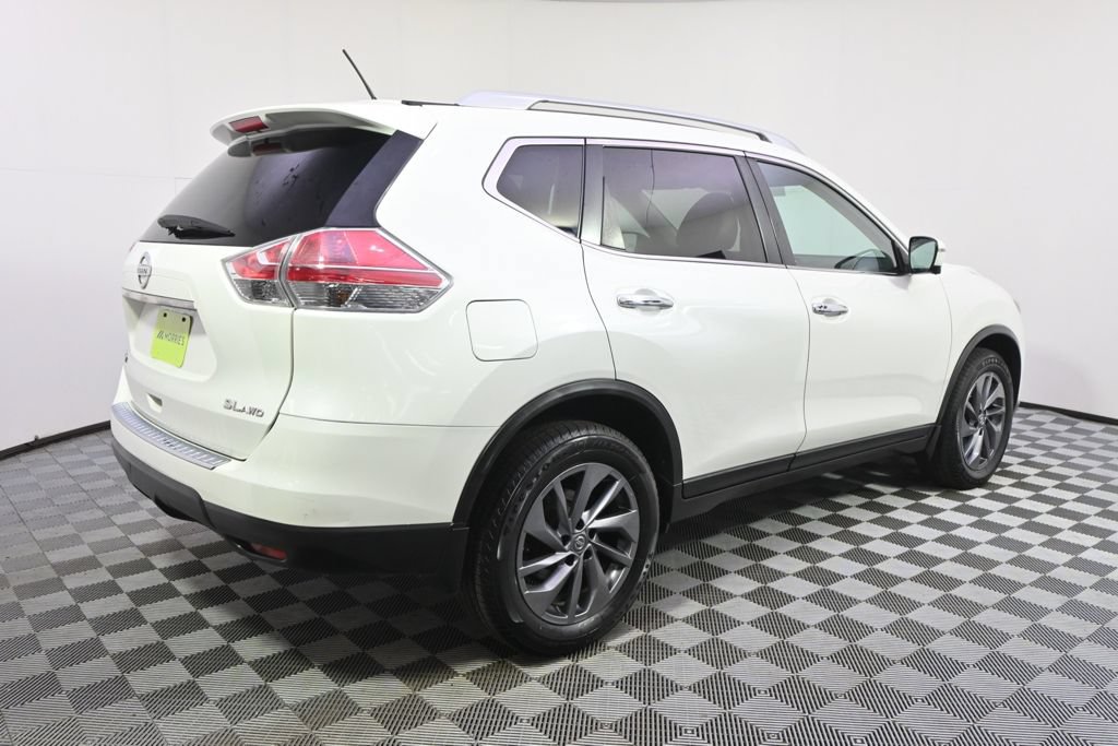 Used 2016 Nissan Rogue SL w/ SL Premium Package AWD/4WD image 7