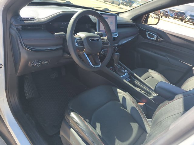 Used 2023 Jeep Compass Trailhawk w/ Trailhawk Elite Group image 8