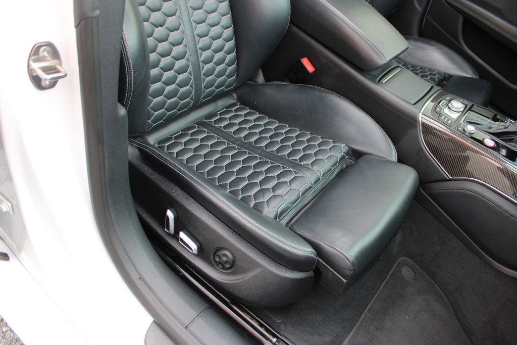 Used 2017 Audi RS 7 Prestige image 22