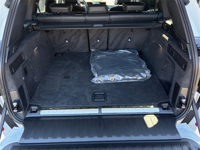 New 2026 BMW X5 xDrive50e w/ M Sport Package image 26