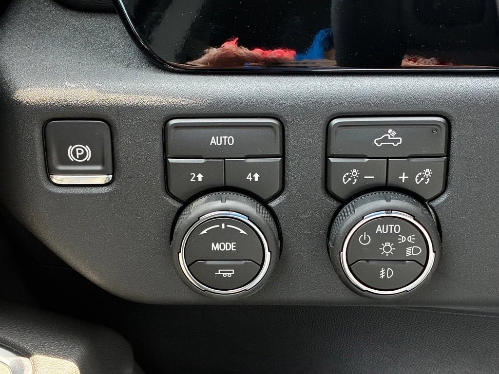 New 2026 Chevrolet Silverado 1500 RST w/ RST Select Package AWD/4WD image 8