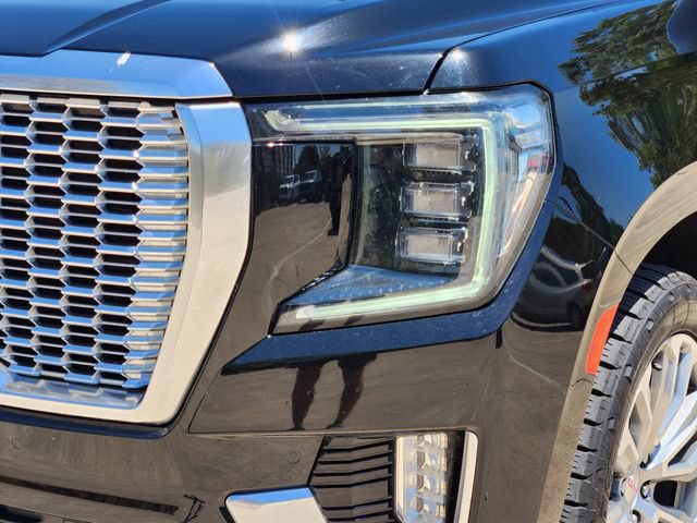 Used 2023 GMC Yukon Denali w/ LPO, Floor Liner Package AWD/4WD image 9