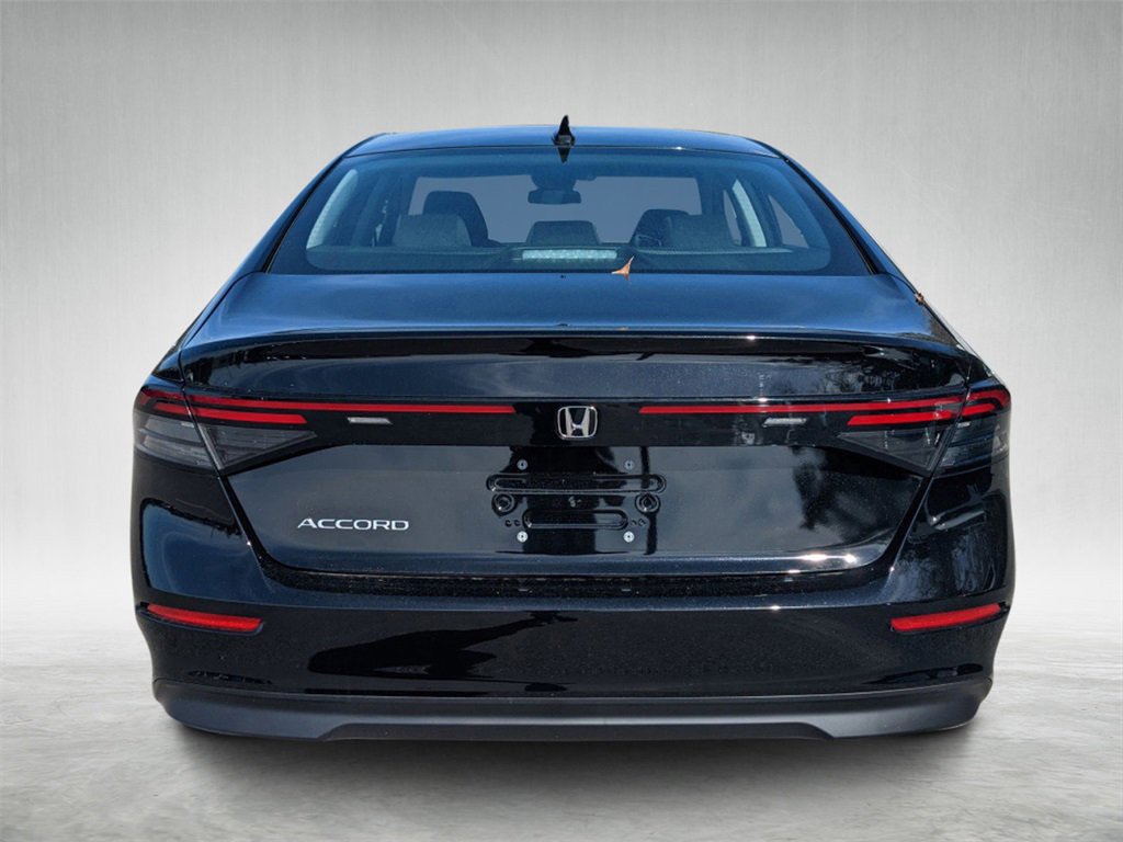 New 2025 Honda Accord SE image 4