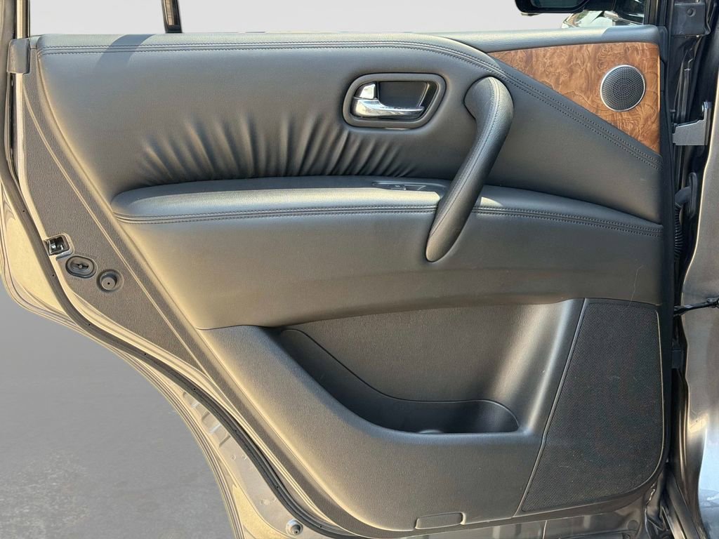 Used 2021 Nissan Armada SL w/ Captain's Chairs Package AWD/4WD image 13