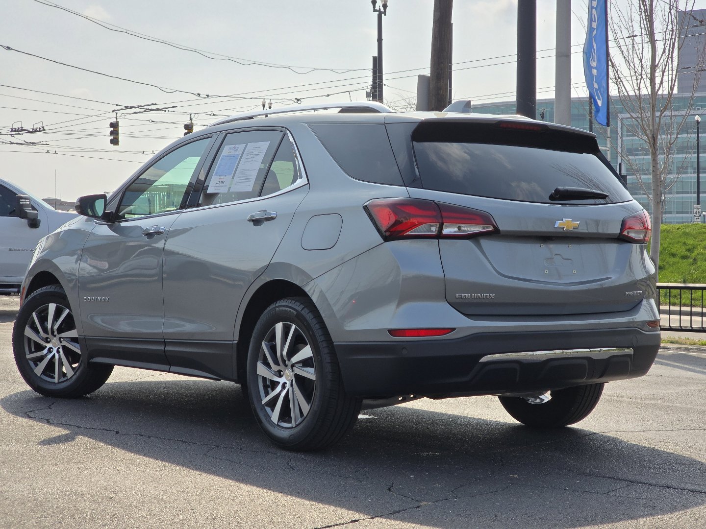 Used 2024 Chevrolet Equinox Premier image 20