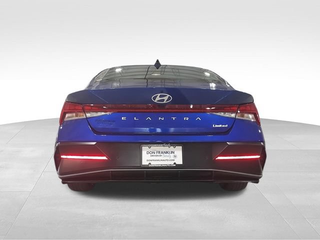 Used 2024 Hyundai Elantra Limited FWD image 7