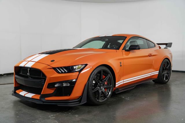 Used 2022 Ford Mustang Shelby GT500 w/ Carbon Fibre Track Pack RWD image 4