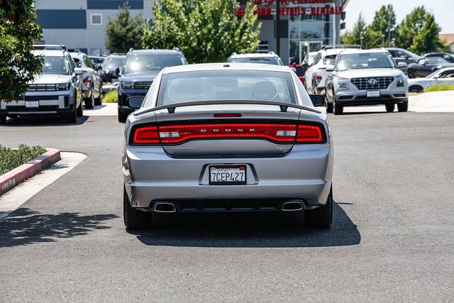 Used 2013 Dodge Charger R/T RWD image 4
