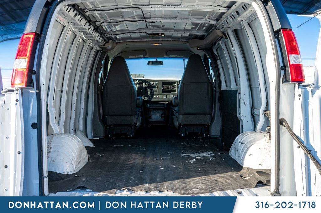 Used 2023 GMC Savana 2500 w/ Driver Convenience Package image 27