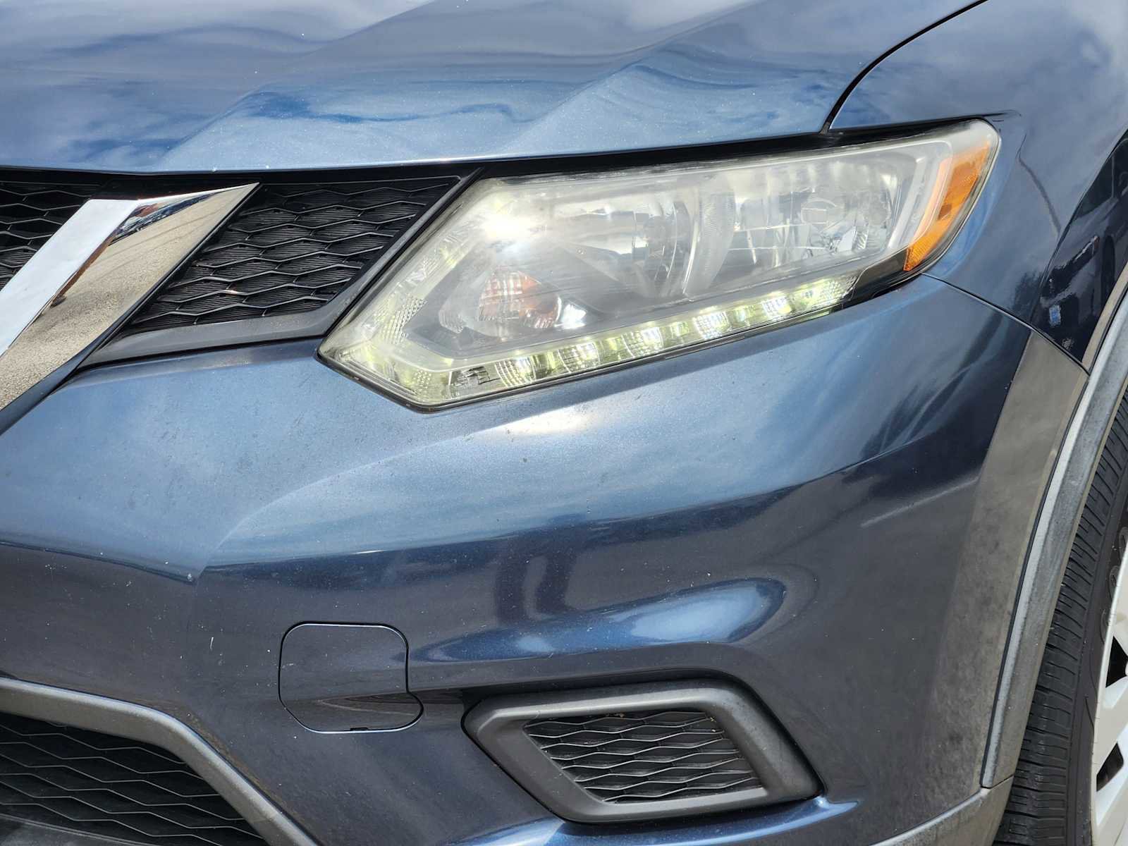 Used 2016 Nissan Rogue S AWD/4WD image 7