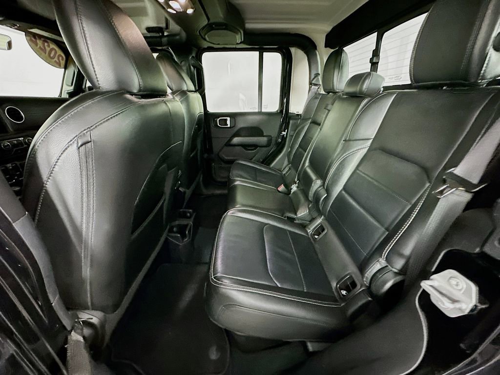 Certified 2022 Jeep Gladiator Overland w/ Popular Equipment Package image 36