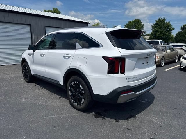Certified 2024 Kia Sorento S AWD/4WD image 3