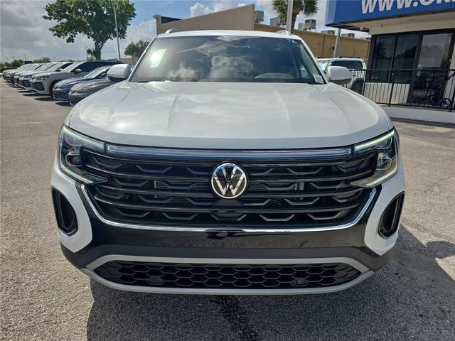 New 2026 Volkswagen Atlas Cross Sport SE FWD image 2