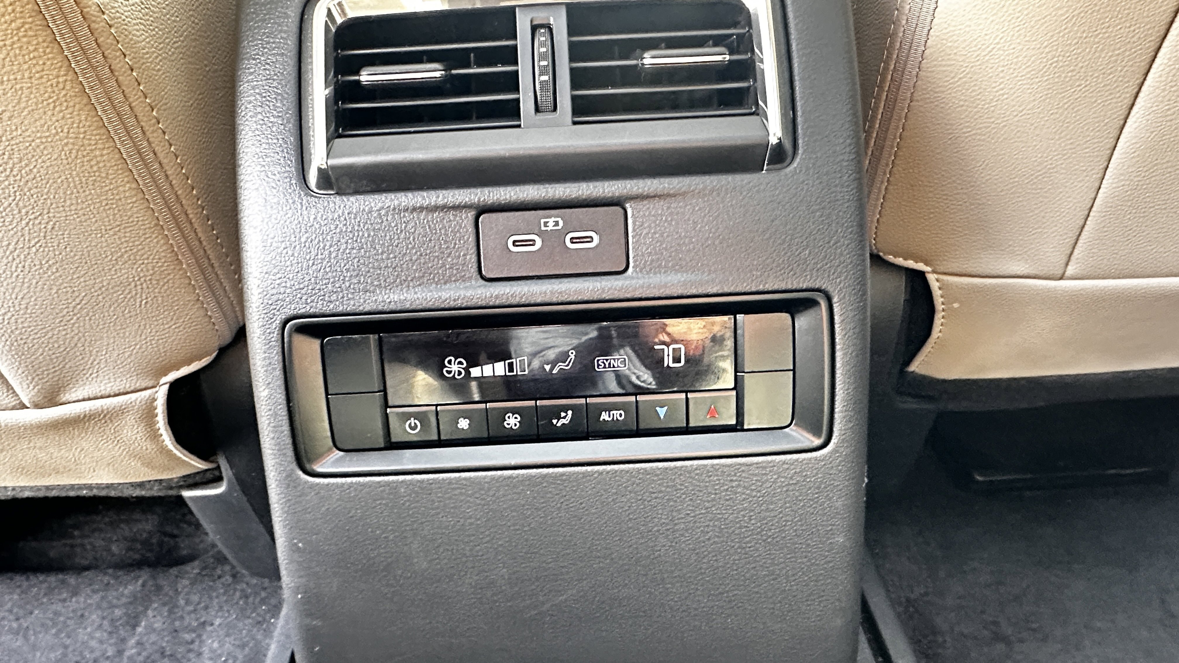 Certified 2024 MAZDA CX-90 3.3 Turbo w/ Premium Package image 32