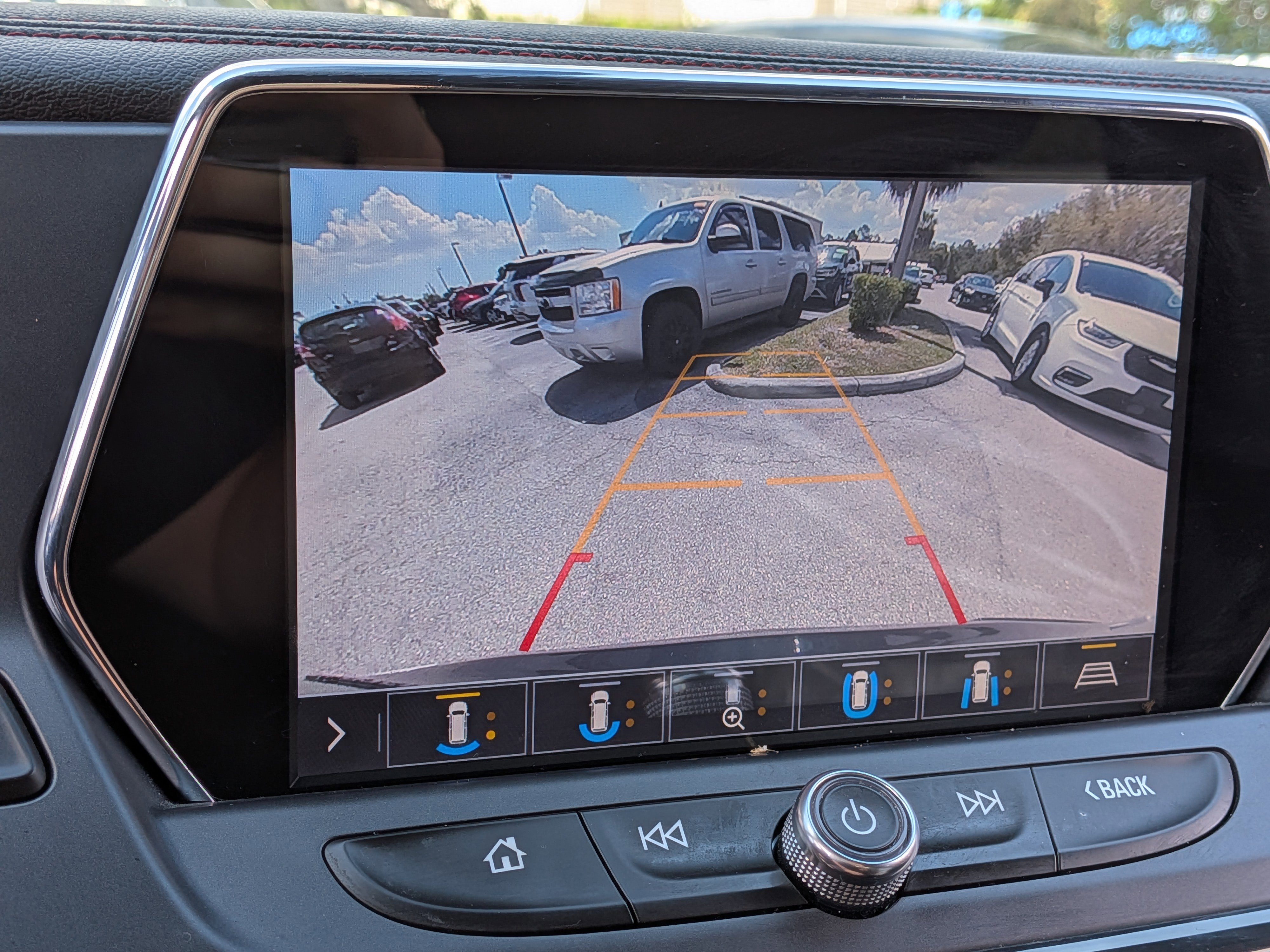 Used 2019 Chevrolet Blazer RS image 38