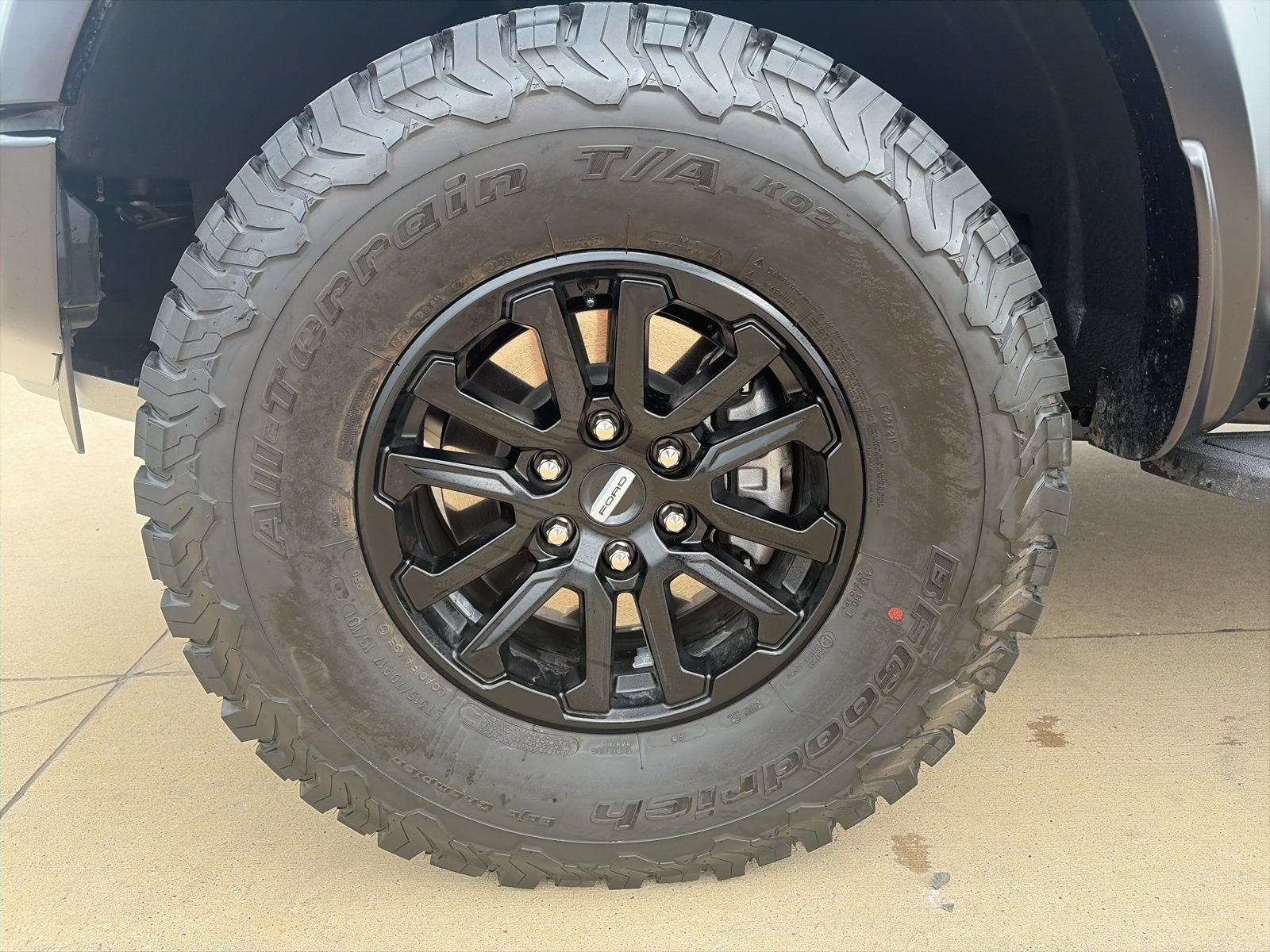 Certified 2025 Ford F150 Raptor AWD/4WD image 9