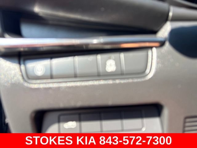 Used 2019 MAZDA MAZDA3 Sedan FWD image 17