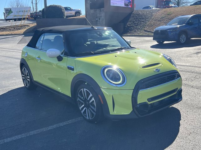 Used 2023 MINI Cooper S video 3