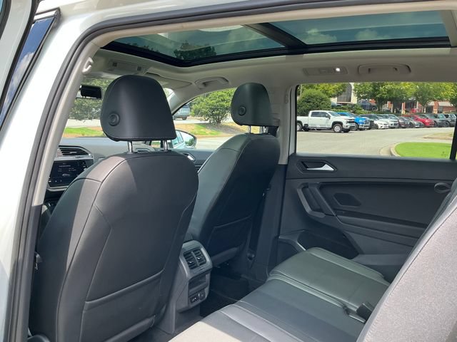 Used 2019 Volkswagen Tiguan SE w/ Panoramic Sunroof Package FWD image 25