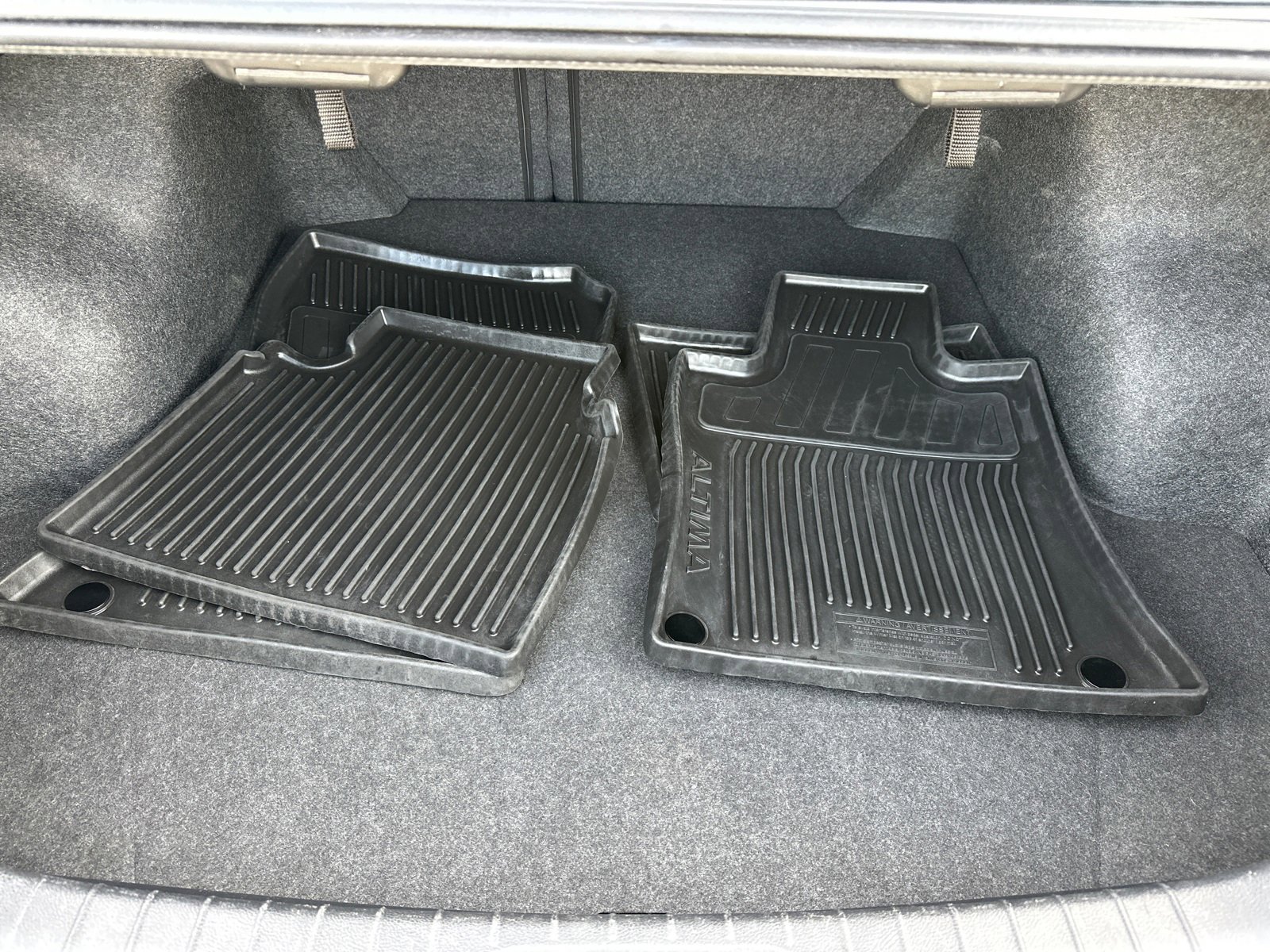 Used 2022 Nissan Altima 2.5 SR w/ Midnight Edition Package image 18