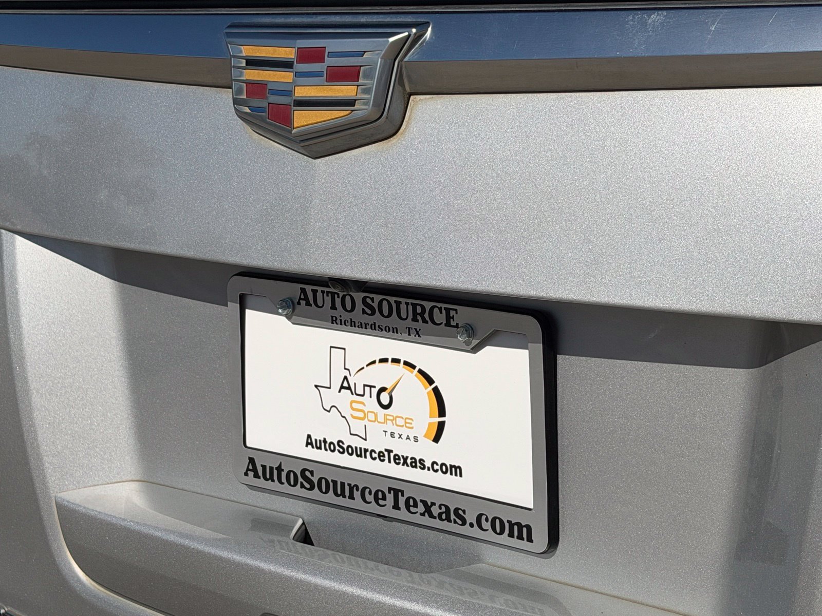 Used 2016 Cadillac Escalade Luxury AWD/4WD image 11