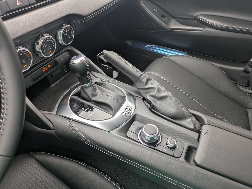 New 2026 MAZDA MX-5 Miata Grand Touring RWD image 17