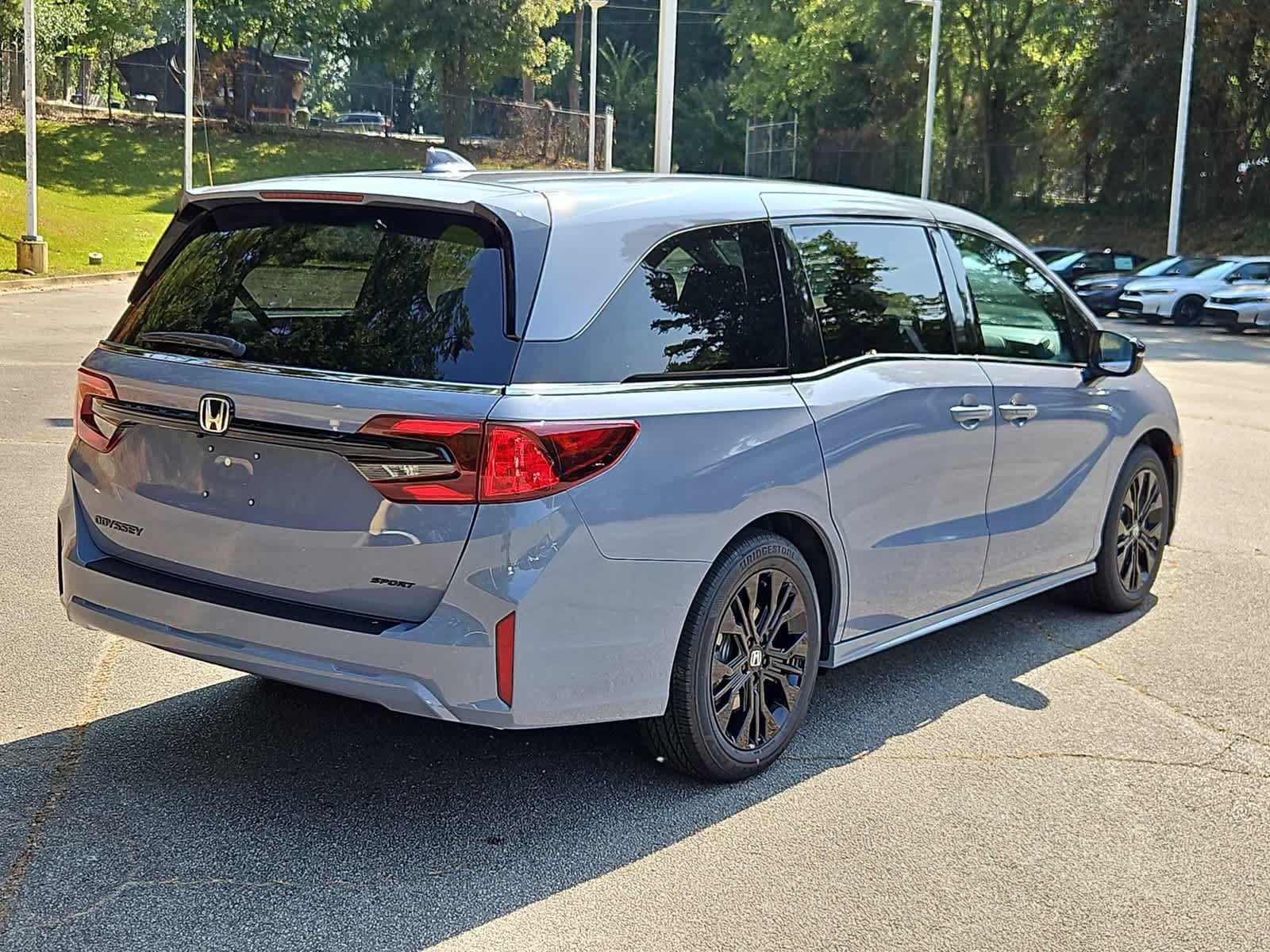New 2027 Honda Odyssey Sport-L image 4