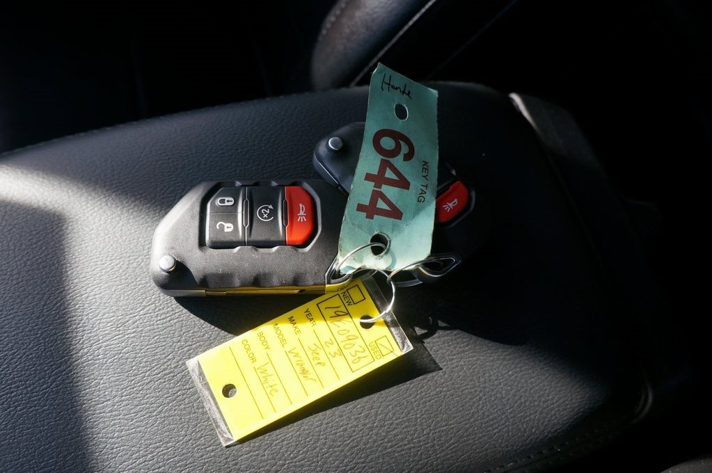 Used 2023 Jeep Wrangler Sahara image 2