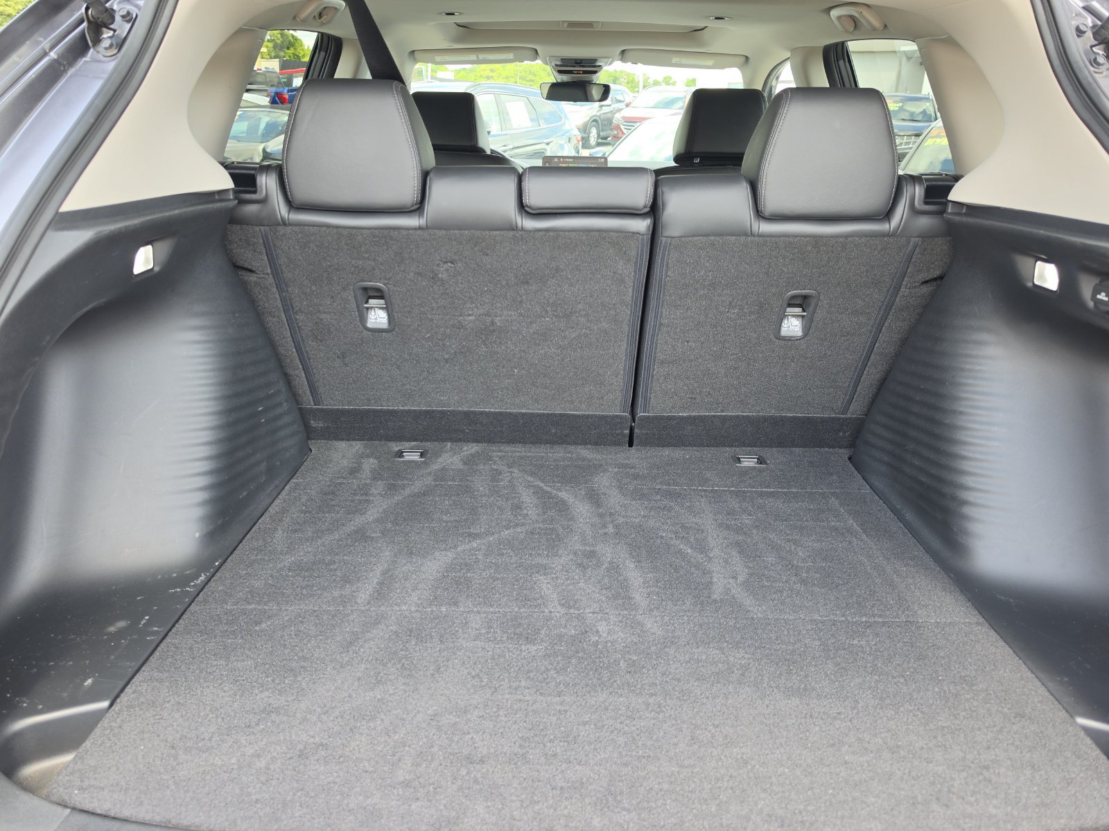 Used 2025 Honda HR-V EX-L image 14