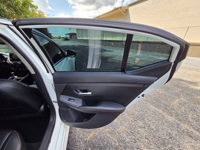 Used 2024 Nissan Sentra SR w/ SR Premium Package FWD image 27