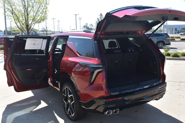 New 2026 Chevrolet Traverse High Country image 18