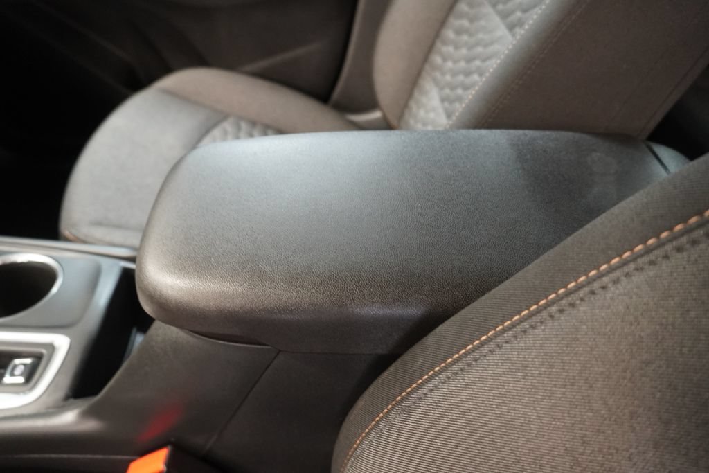 Used 2020 Chevrolet Equinox LT w/ Driver Convenience Package FWD image 24