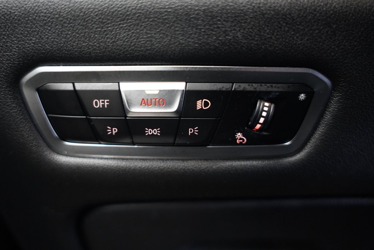 Used 2023 BMW X5 xDrive40i w/ Premium Package image 23