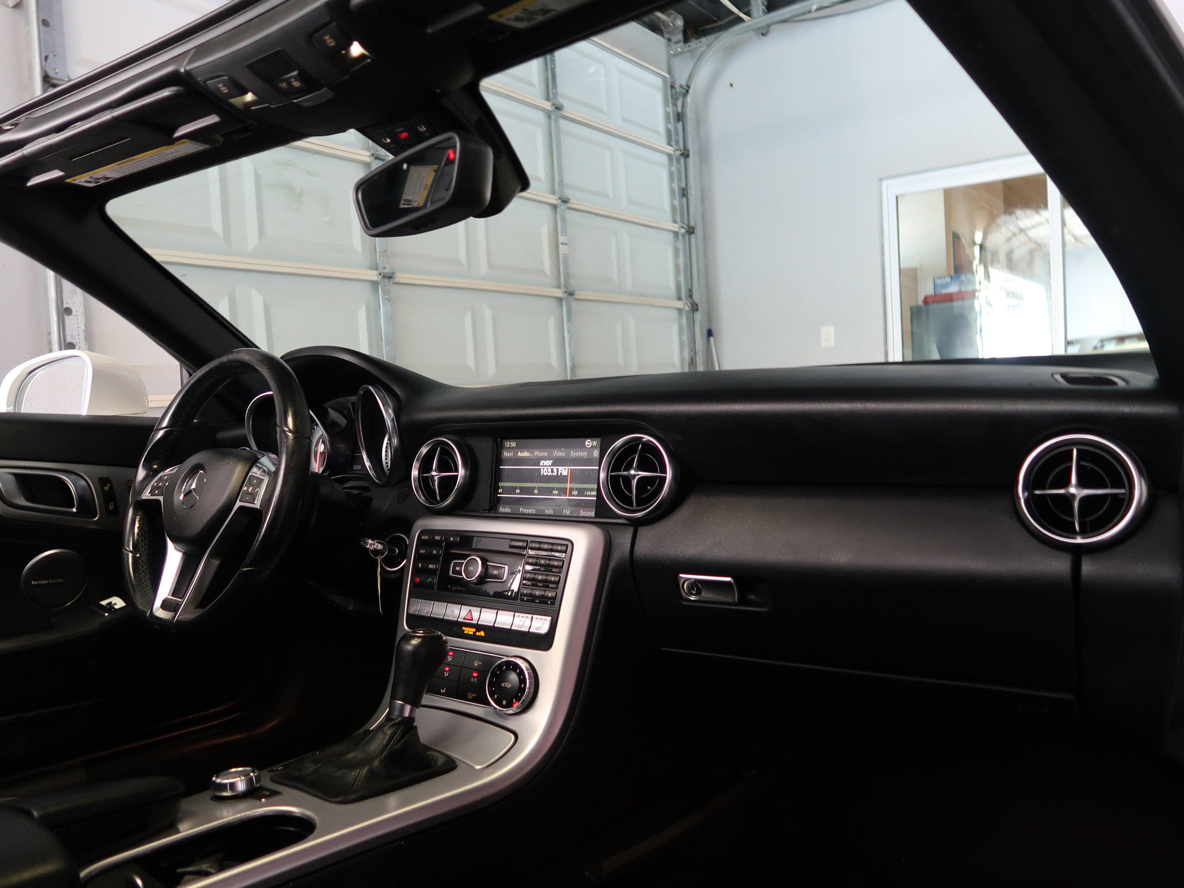 Used 2012 Mercedes-Benz SLK 350 image 25