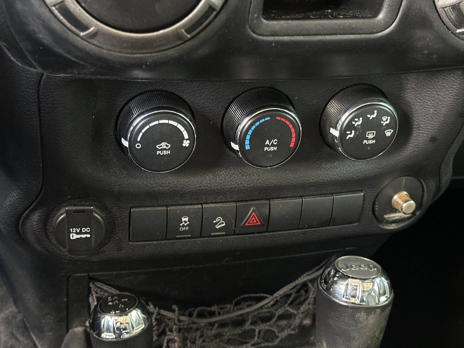 Used 2016 Jeep Wrangler Sport w/ Quick Order Package 24S AWD/4WD image 15