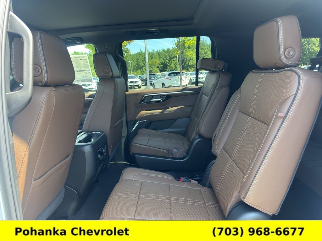 New 2026 Chevrolet Suburban High Country AWD/4WD image 30