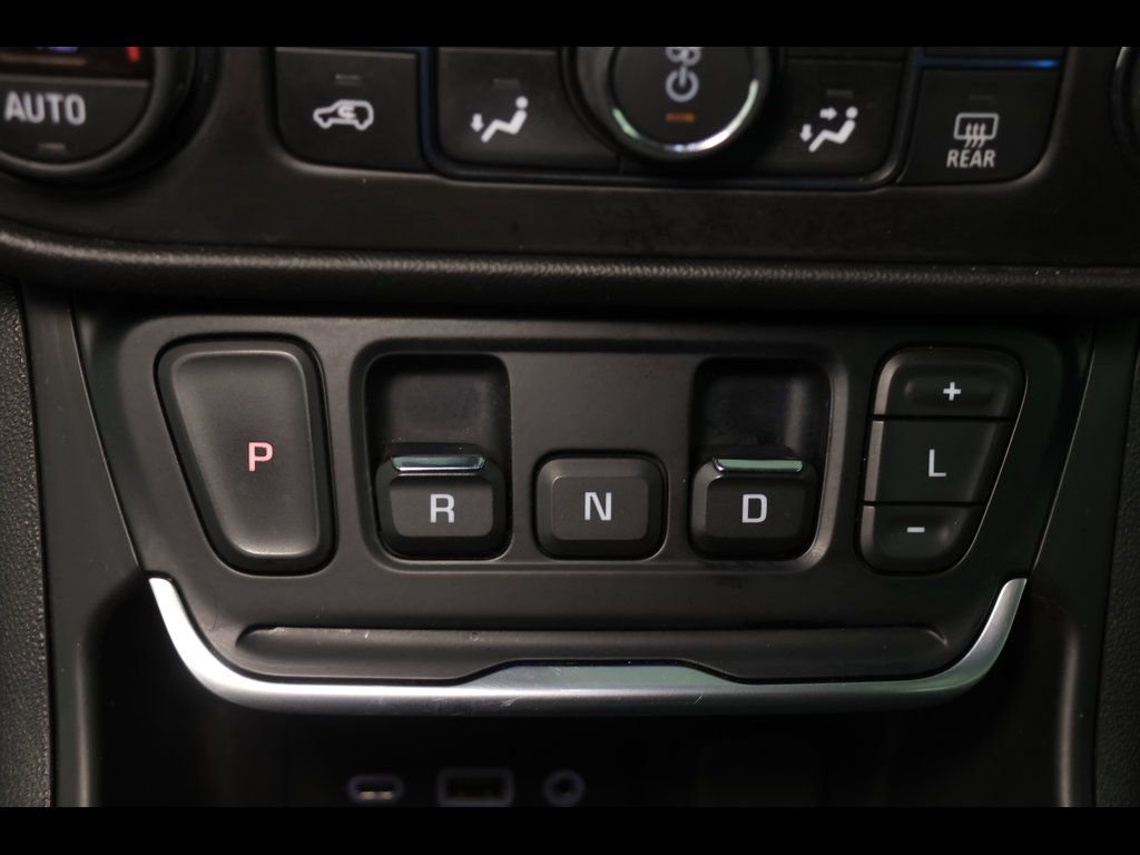 Used 2019 GMC Terrain SLE w/ Driver Convenience Package image 20